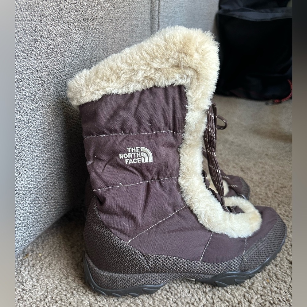 North Face Women's Mid Calf Boots Filled Lace Up Size US 8 / EU 39 Brown